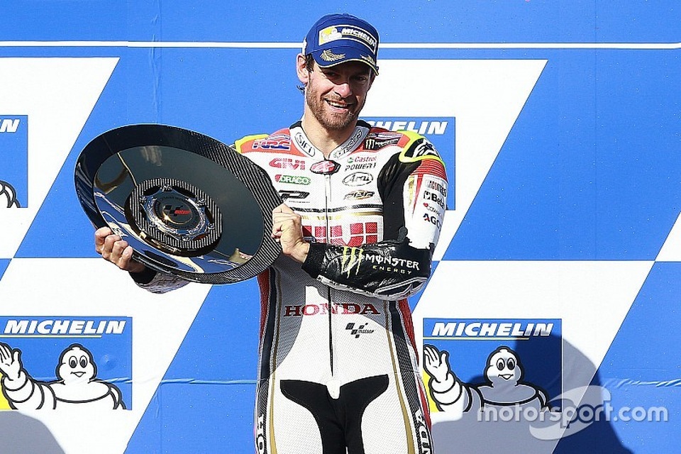 Cal Crutchlow thắng dễ, Marquez phạm sai lầm đáng tiếc - 1 Cal Crutchlow thắng dễ, Marquez phạm sai lầm đáng tiếc - 1