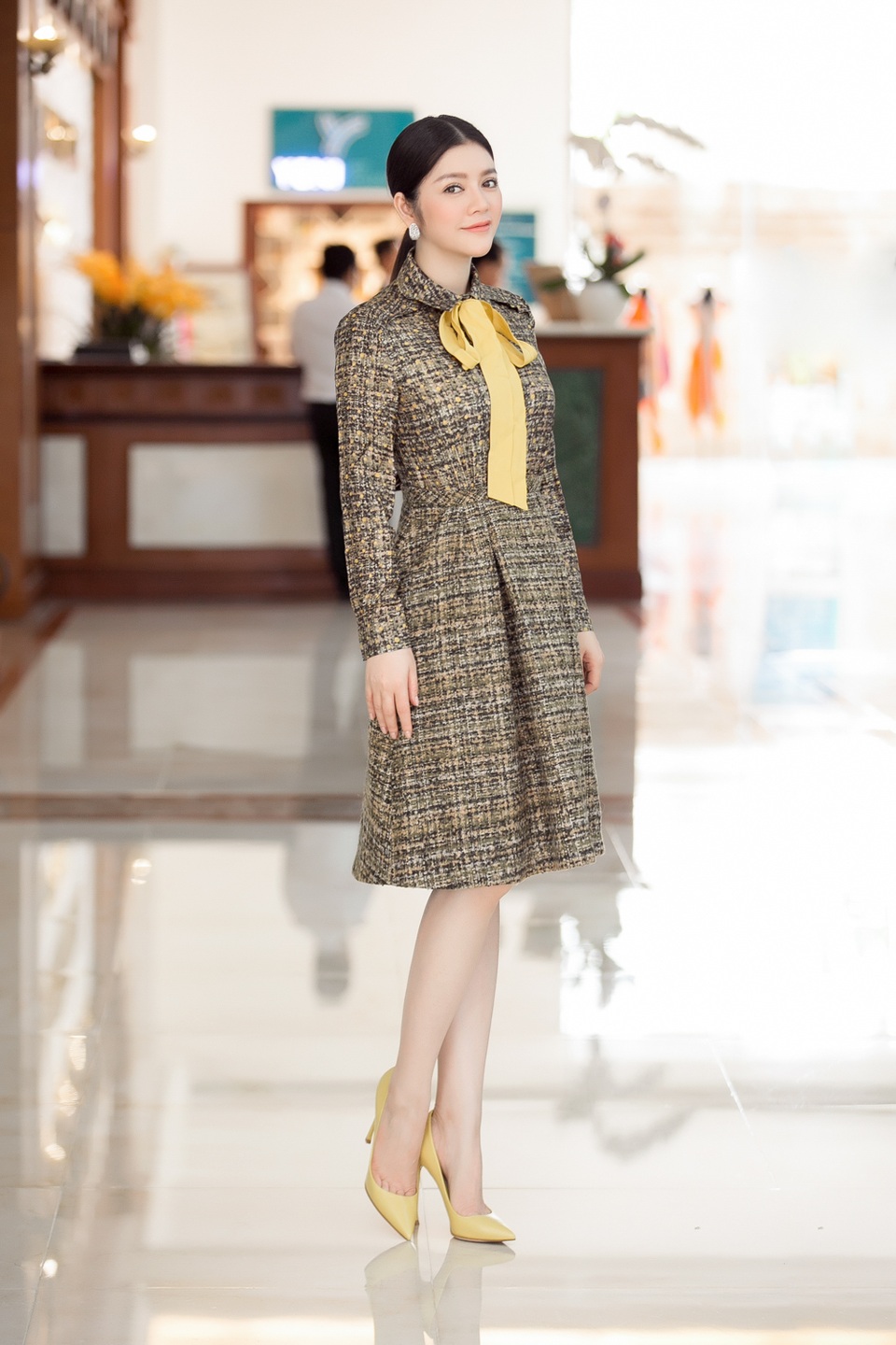 
Lý Nhã Kỳ xinh đẹp và nữ tính với bất cứ trang phục nào
