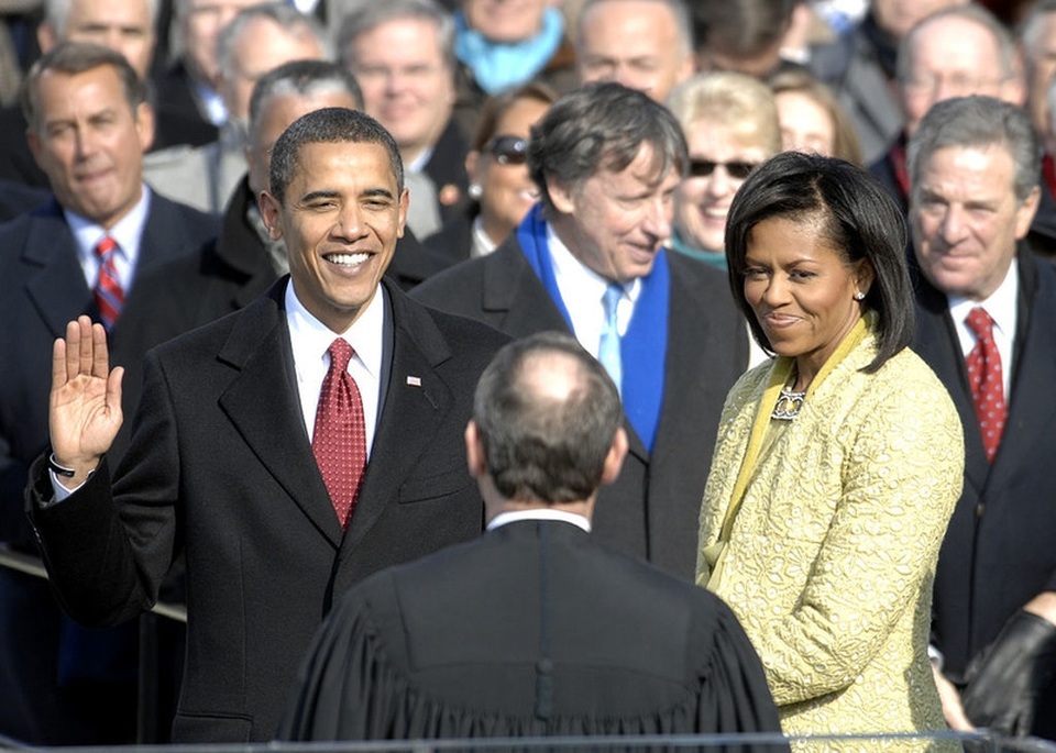 Vì sao tổng thống Mỹ tuyên thệ nhậm chức vào ngày 20/1? - 1
Tổng thống Mỹ Barack Obama trong lễ tuyên thệ nhậm chức nhiệm kỳ đầu. (Ảnh: Reuters)