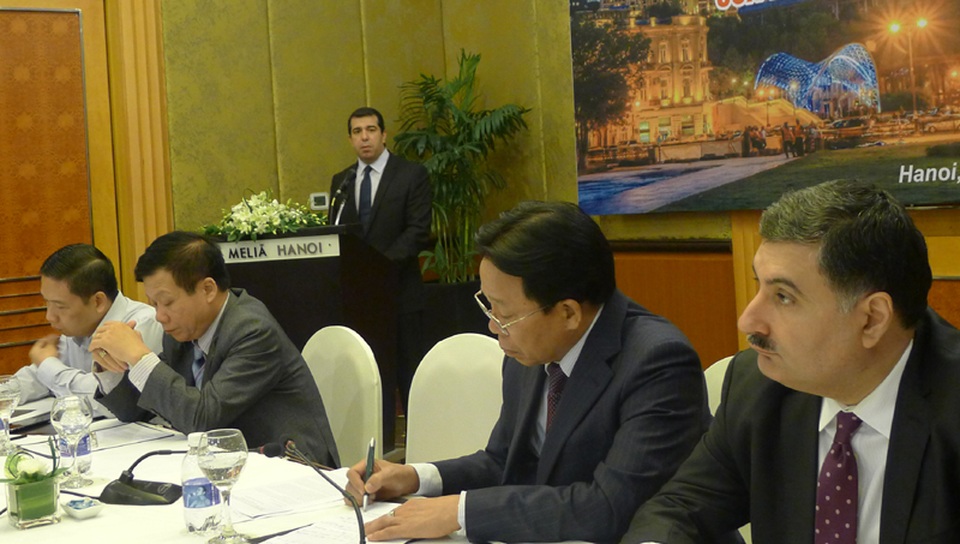 Việt Nam là một đối tác rất quan trọng của Azerbaijan - 1
Đại sứ Anar Imanov phát biểu tại lễ kỷ niệm 25 năm khôi phục độc lập của Azerbaijan. (Ảnh: An Bình)