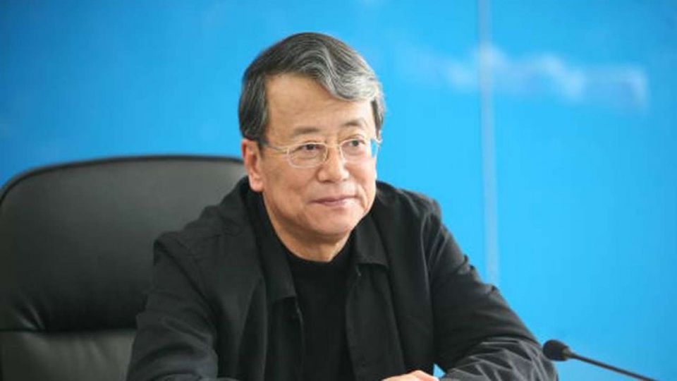 Anh trai cựu cố vấn ông Hồ Cẩm Đào lĩnh án hơn 12 năm tù - 1
Ông Lệnh Chính Sách (Ảnh: SCMP)