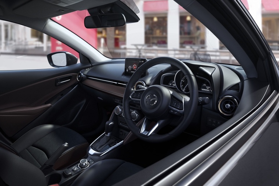 Mazda2 phiên bản nâng cấp có gì mới? - 14 Mazda2 phiên bản nâng cấp có gì mới? - 14