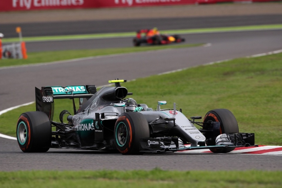 Nico Rosberg có chiến thắng chặng thứ 9, Mercedes vô địch F1 2016 - 9 Nico Rosberg có chiến thắng chặng thứ 9, Mercedes vô địch F1 2016 - 9