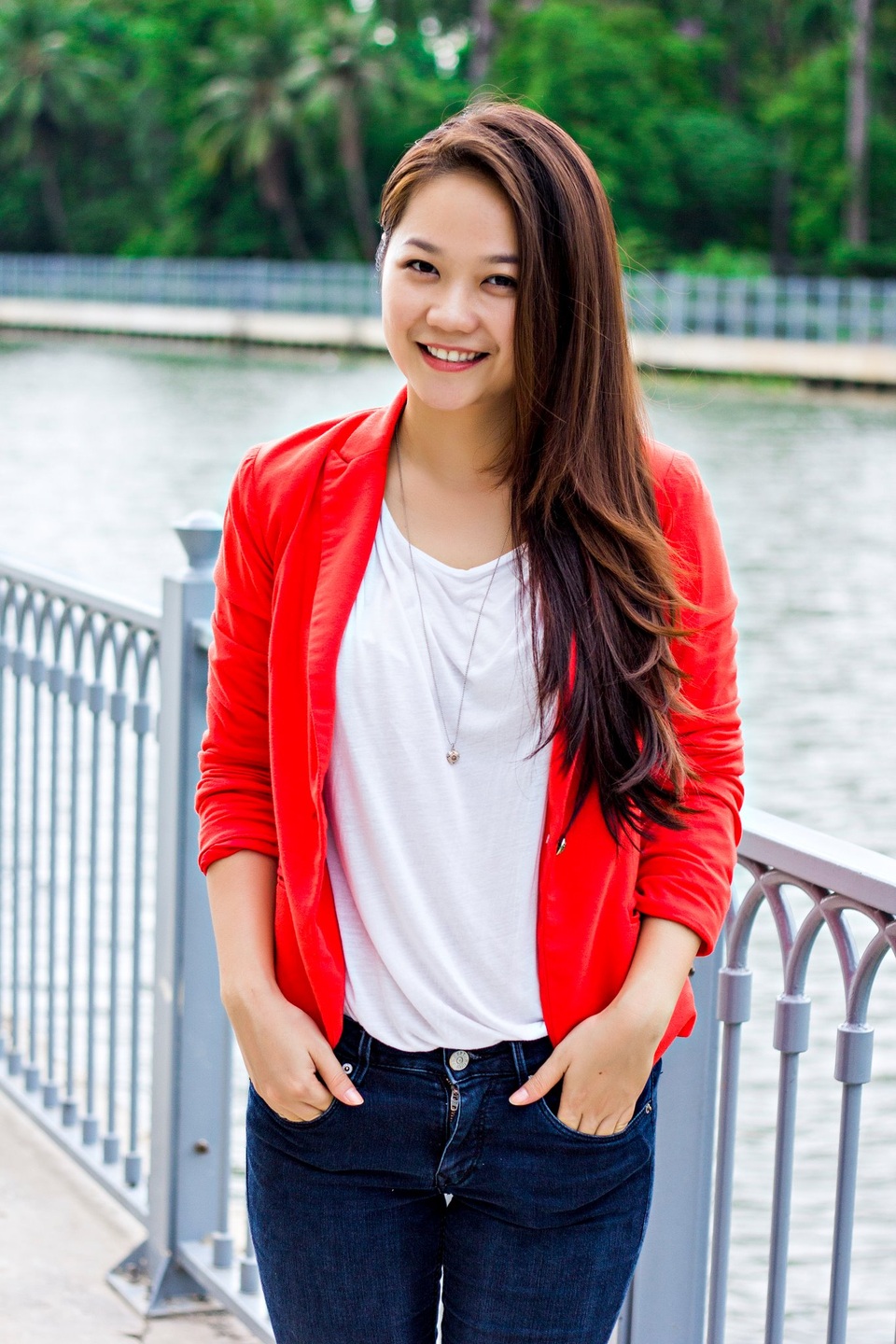 Nữ giảng viên trẻ thích khởi nghiệp, ghi dấu chân tại 25 nước - 1
Nữ giảng viên trẻ Phi Yến tìm thấy đam mê đích thực thông qua công tác giảng dạy.