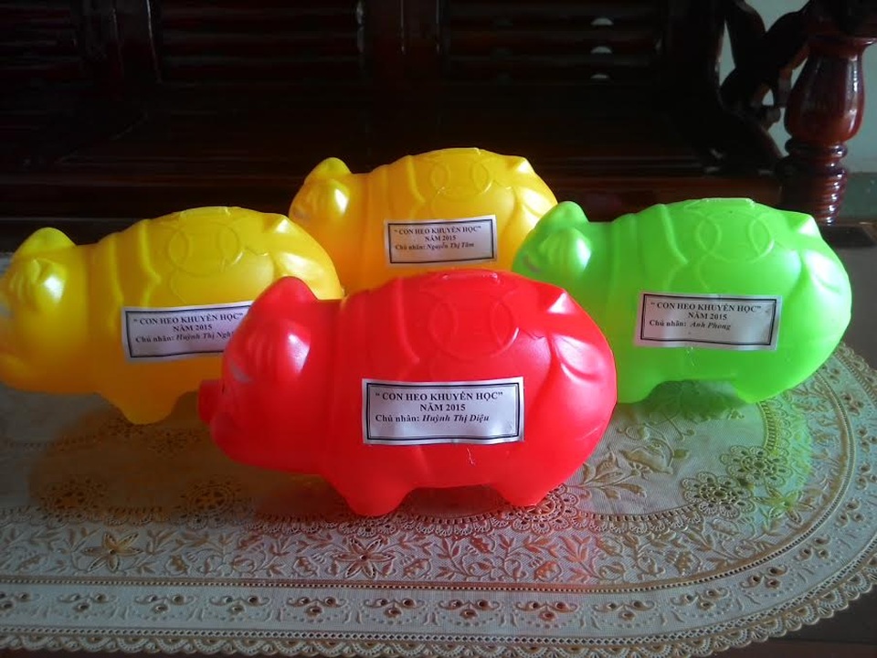 Độc đáo mô hình cà phê khuyến học - 2 Heo khuyến học tại xã Tiên Hà, huyện Tiên Phước, Quảng Nam