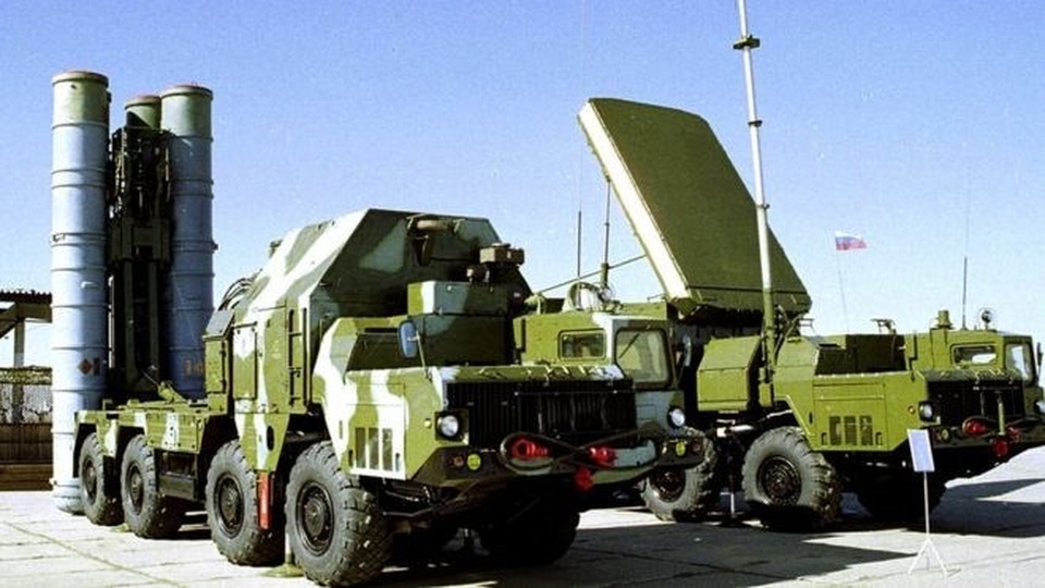 Nga có thể tăng cường hỗ trợ hỏa lực mạnh cho quân đội Syria - 1 Vũ khí quân sự của Nga. (Nguồn: AP)
