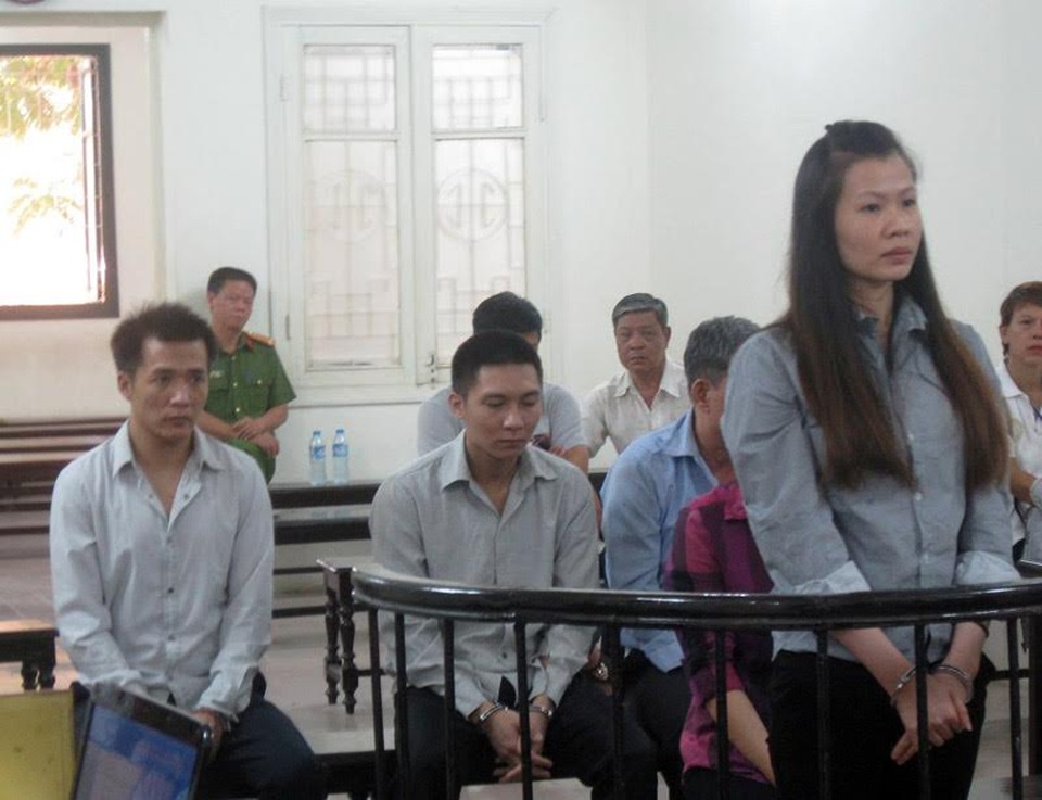 'Ông trùm' bị tử hình, kéo nhân tình nhận án chết - 1 Các bị cáo tại tòa