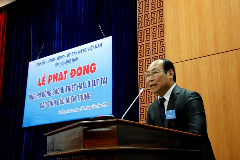 Thủ tướng, các Phó Thủ tướng quyên góp ủng hộ đồng bào miền Trung - 4 Ông Võ Xuân Ca, Chủ tịch UB MTTQ tỉnh Quảng Nam phát biểu tại lễ phát động
