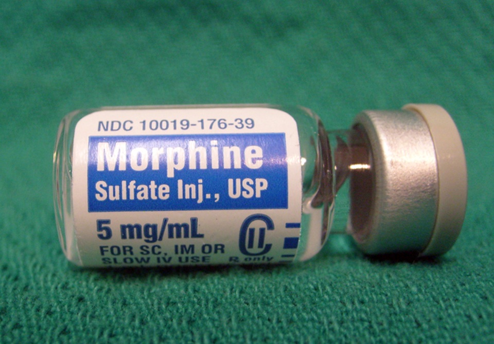 Bác sĩ bán morphine điều chế thuốc cai nghiện cho con nghiện - 1 Muốn sử dụng morphine phải có sự đồng ý của cơ quan y tế.