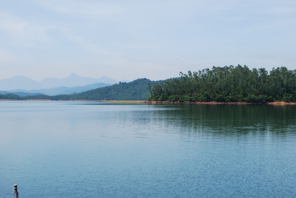 Bơi thi ở “hồ tử thần”, 1 người chết, 4 người suýt gặp nạn - 3 Hồ Phú Ninh nơi 2 em học sinh bị đuối nước