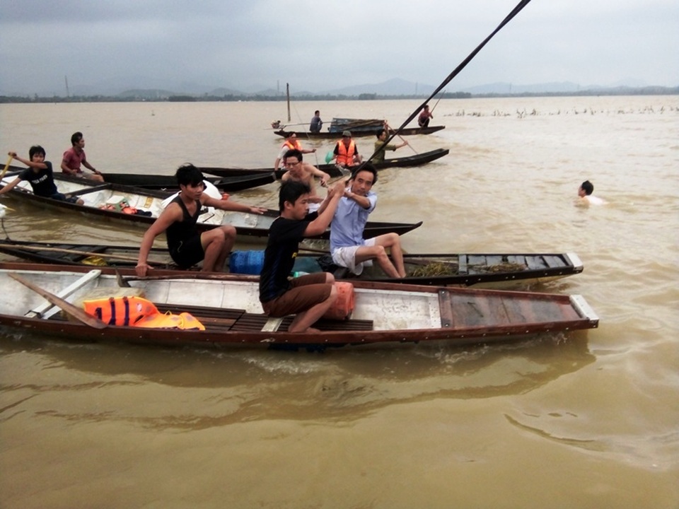 Các lực lượng chức năng liên quan đang nỗ lực tiềm kiếm em K.A (Ảnh: N.H)