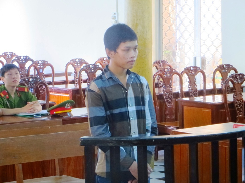  HĐXX đã tuyên bị cáo Chau Siênl 3 năm tù giam về tội Giết người