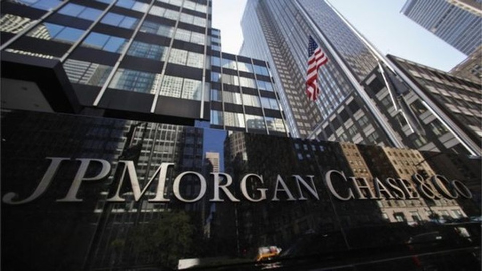 Tuyển "con ông cháu cha" Trung Quốc, ngân hàng Mỹ bị phạt 264 triệu USD - 1
Ngân hàng JP Morgan phải nộp phạt 264 triệu USD vì cáo buộc tham nhũng. Ảnh: REUTERS
