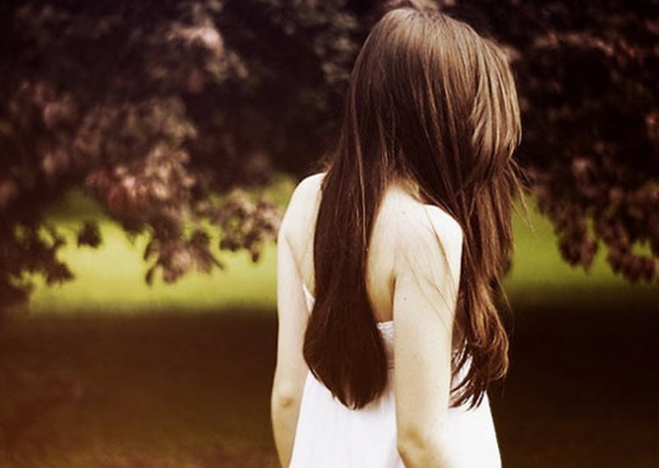 Cạm bẫy khi teen nữ “dạt” nhà đi “bụi” - 1
Chỉ vì một phút nông nổi muốn chứng tỏ mình hay chỉ để dọa cha mẹ, nhiều teen đã chọn cách bỏ nhà đi “hoang” mà không lường trước được những hiểm họa rình rập... (Ảnh minh họa)