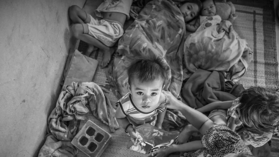 “Cùng chăm sóc, cùng chia sẻ” - Hành động thiết thực hướng về đôi mắt người dân vùng xa - 1 Nhiều người không có điều kiện để chăm sóc đôi mắt của mình