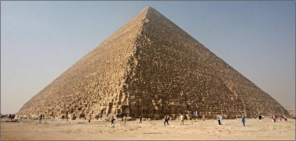 Hai căn phòng bí mật được tìm thấy trong đại kim tự tháp Giza - 1 Đại kim tự tháp Giza