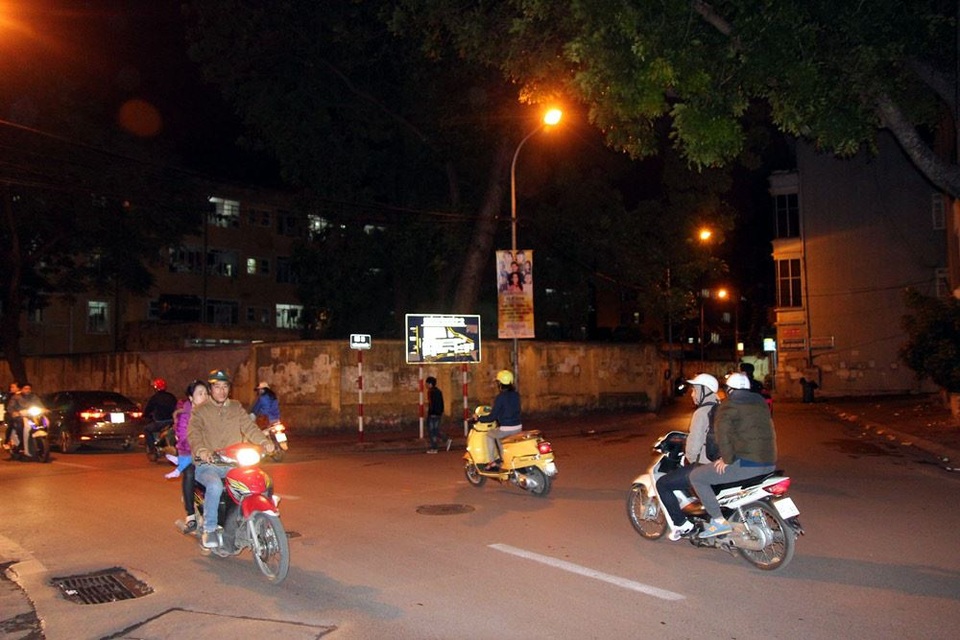 Công an vào cuộc vụ cán bộ Sở Ngoại vụ HN đánh cụ ông - 1 Khu vực xảy ra va chạm (Ảnh: Đoàn Bổng)