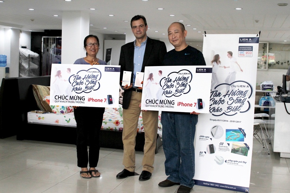 Rộ mùa khuyến mại cuối năm: 2 người trúng iPhone 7 từ Liên Á - 1