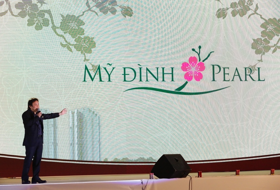 Đêm nhạc “ Pearly Night With SSG” đánh dấu sự có mặt của Tập Đoàn SSG tại Hà Nội - 1 Tổng giám đốc Tập đoàn SSG, ông Đinh Ngọc Ninh phát biểu tại đêm nhạc