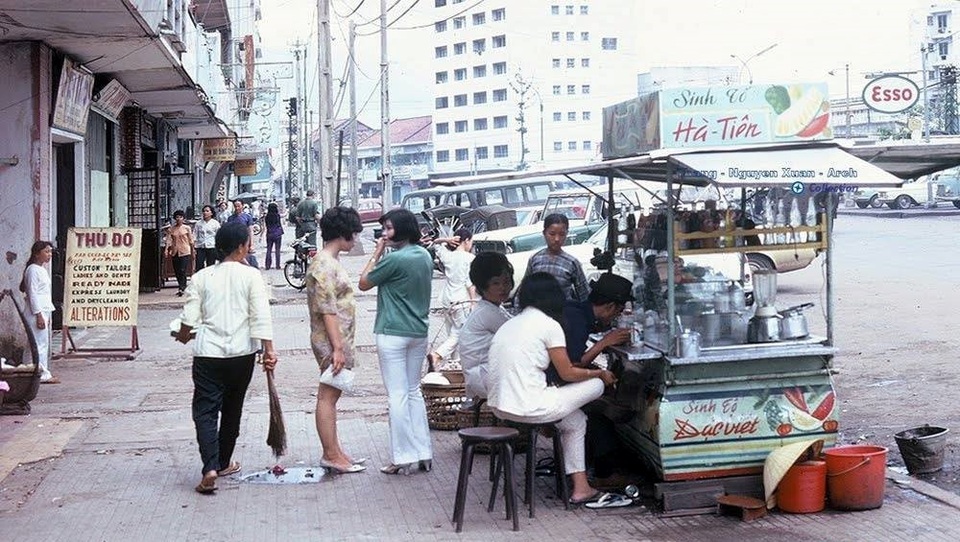 Hàng bán sinh tố