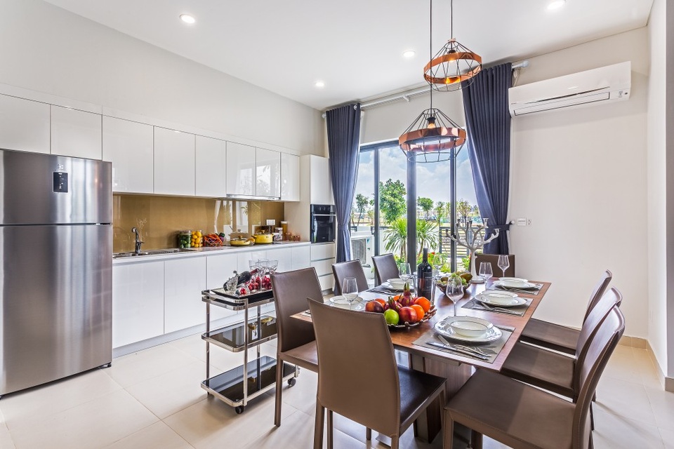 Sở hữu 90 cây vàng khi mua nhà vườn Vinhomes Thăng Long - 2 Nội thất sang trọng hiện đại và tầm nhìn mở ra khoảng vườn xanh mát