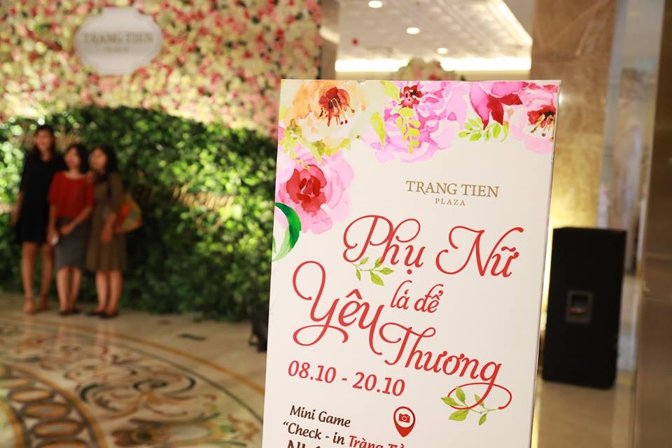 Tràng Tiền Plaza gửi ngàn yêu thương đến một nửa thế giới - 2 Nhiều phần quà đặc biệt dành tặng cho những bức ảnh đoạt giải đến từ các thương hiệu nổi tiếng