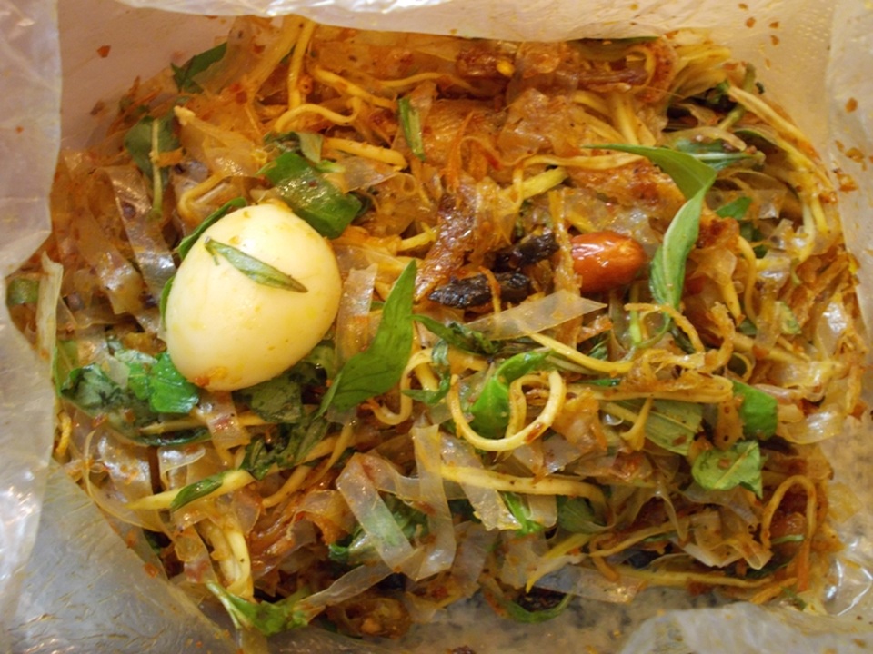 Những món ăn vặt “đậm chất” Sài Gòn - 2 Những món ăn vặt “đậm chất” Sài Gòn - 2
