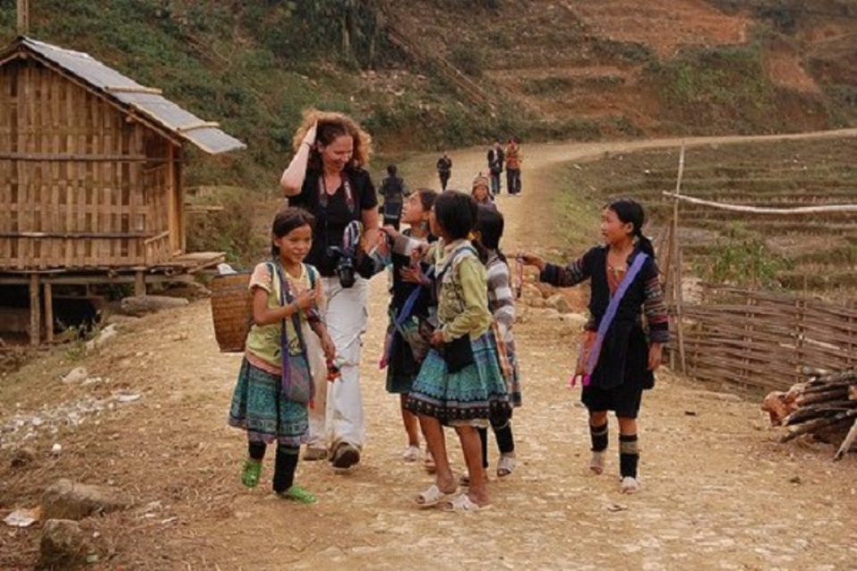 Những điều cấm kỵ khi đến các bản làng dân tộc - 2