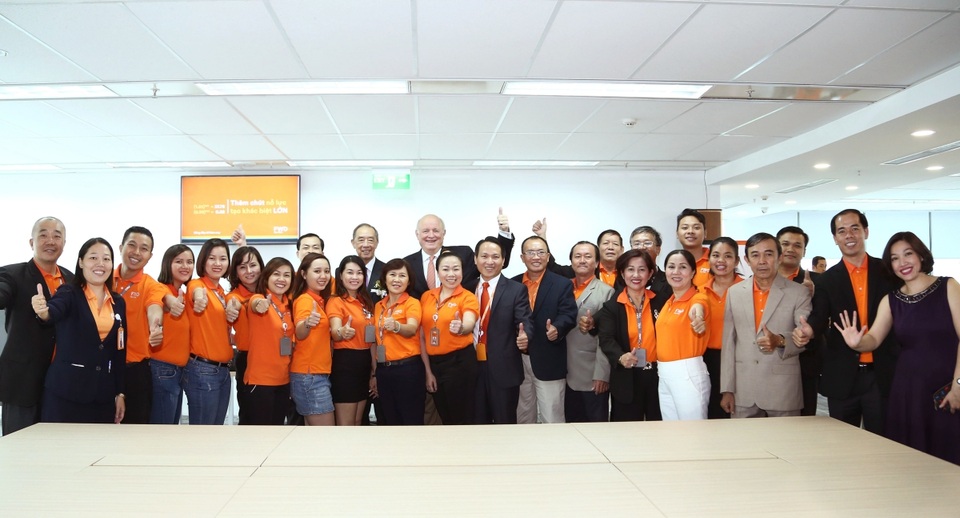 FWD - Luồng gió mới của thị trường BHNT Việt Nam - 2 Phong cách trẻ trung, năng động của tập thể FWD