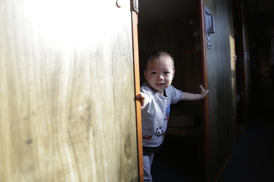 
Tàu được thiết kế đẹp, sang trọng và sạch sẽ. Tuy nhiên, thời gian ở trên tàu còn là một vấn đề lớn.
