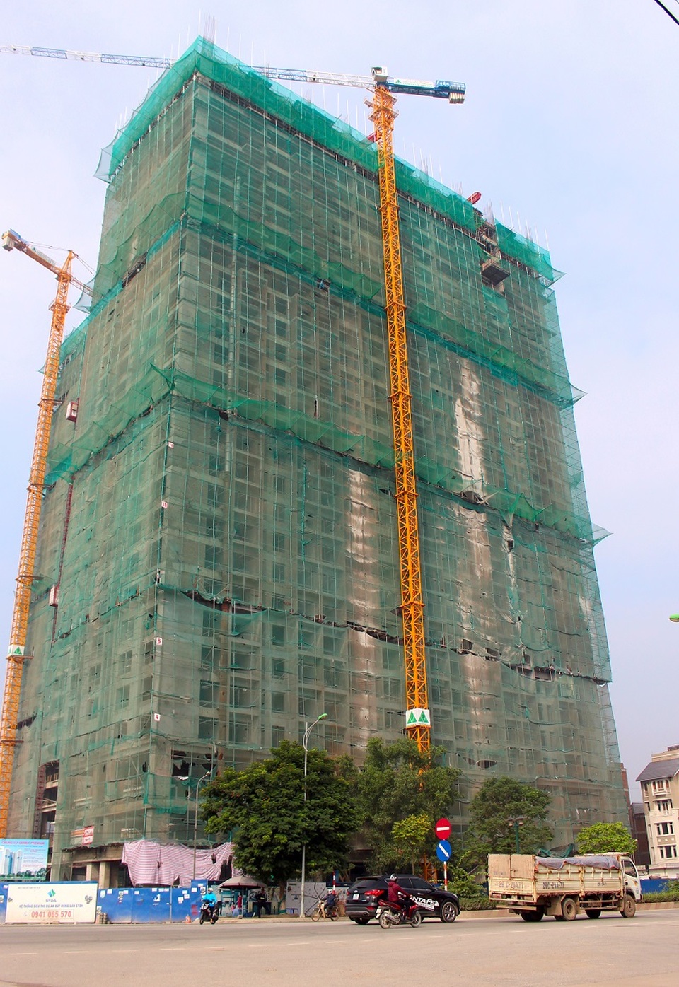Xu hướng phát triển bất động sản dành cho cộng đồng - 2 Tính đến giữa tháng 10 dự án Gemek Premium đã xây dựng đến sàn tầng 27