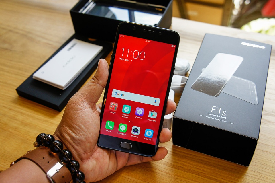 F1s phiên bản đặc biệt đen nhám “cháy hàng” trong ngày đầu tiên đăng ký - 2
Hiệu năng ổn định bên trong