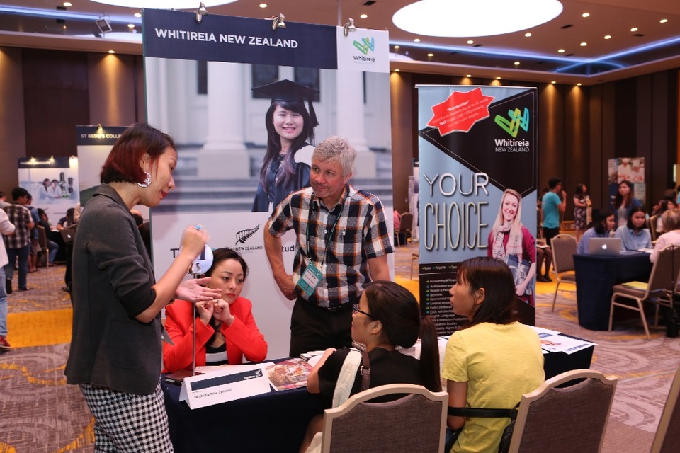 Giáo dục New Zealand đang trở nên quen thuộc hơn với Việt Nam. Càng lúc càng có nhiều bạn trẻ lựa chọn xứ Kiwi làm điểm đến mới cho ước mơ du học.