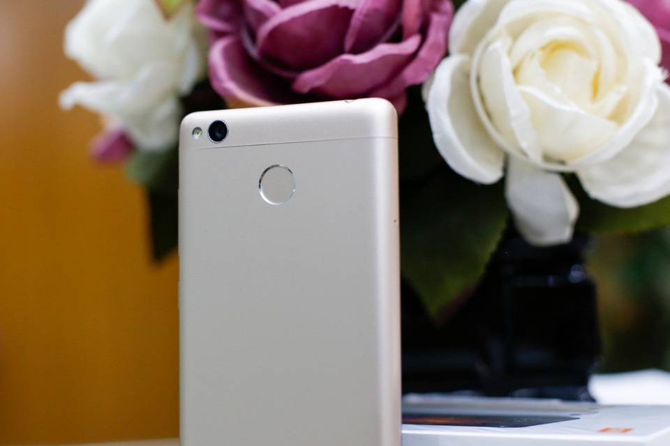Xiaomi Redmi 3S – Điện thoại giá rẻ pin “trâu” - 3 Xiaomi Redmi 3s sở hữu camera sau 13MP, camera trước 5MP