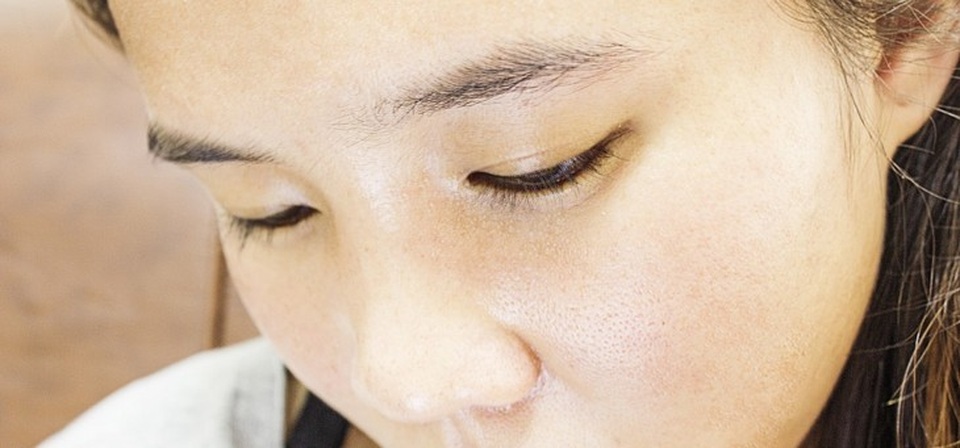 6 lợi ích của đá lạnh với da mặt phụ nữ - 3 6 lợi ích của đá lạnh với da mặt phụ nữ - 3