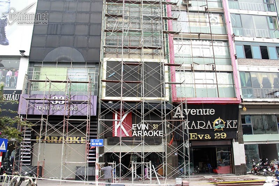 Quán sau khi dỡ biển