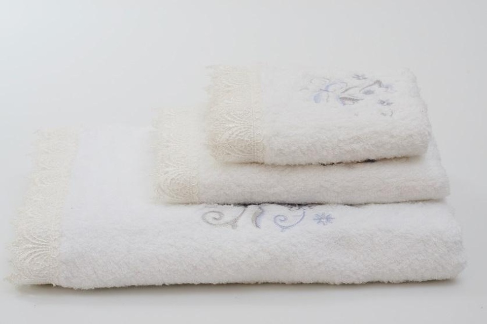 Chọn đúng khăn, giảm bớt bệnh - 4 Khăn ren Mollis mềm mại, sang trọng và an toàn cho người sử dụng