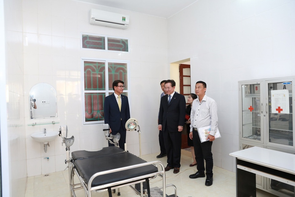 Hình ảnh khang trang của Trung tâm y tế Kim Truy - công trình ý nghĩa nhằm nâng cao điều kiện khám chữa bệnh cho bà con địa phương