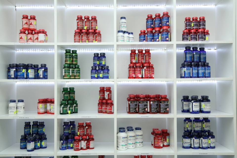 Hình 3: Các sản phẩm từ hai thương hiệu chính Life Extension và Puritan’s Pride.