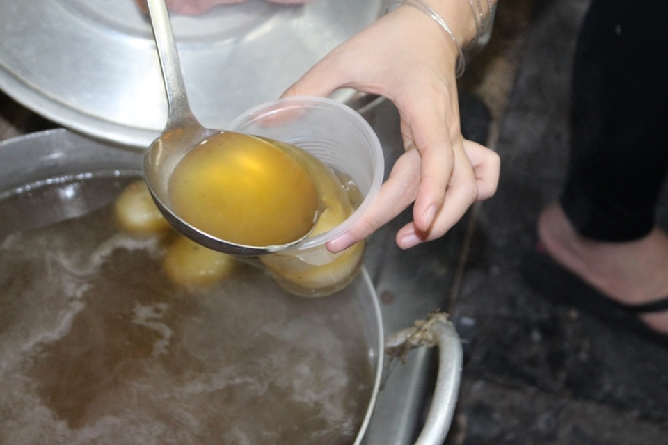 Bánh trôi tàu- món ăn không thể khước từ của mùa đông Hà Nội - 3 Bánh trôi tàu- món ăn không thể khước từ của mùa đông Hà Nội - 3