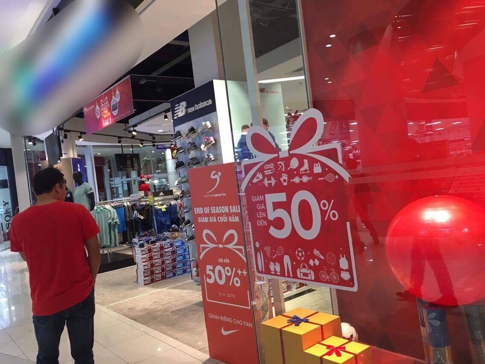 Cuối năm, thời trang đua nhau giảm giá nhưng vẫn ế ẩm! - 3 Cuối năm, thời trang đua nhau giảm giá nhưng vẫn ế ẩm! - 3