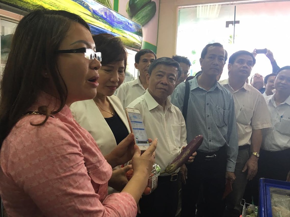 Ông Võ Kim Cự lo đồ ăn sạch cho dân - 5 Ông Võ Kim Cự lo đồ ăn sạch cho dân - 5