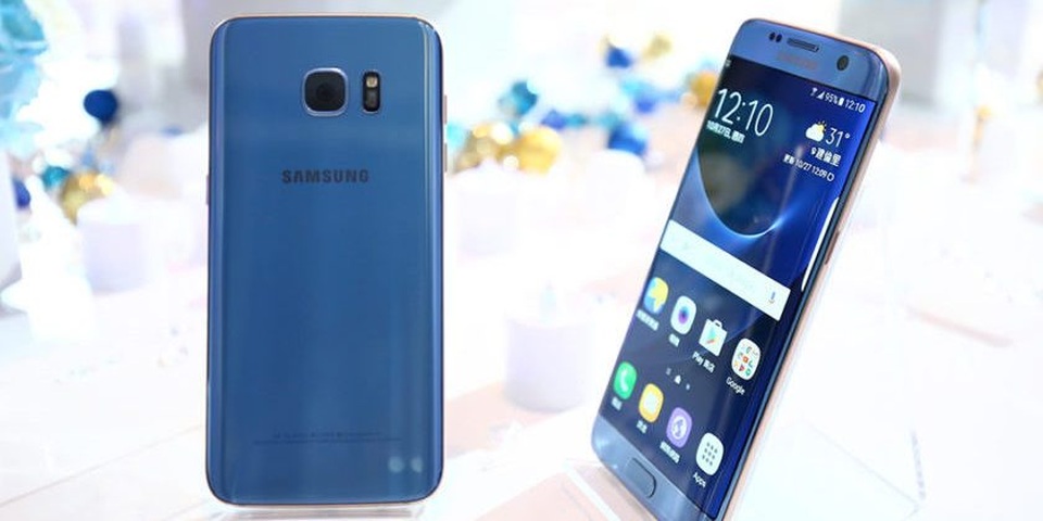 Galaxy S7/S7 edge bổ sung thêm nhiều màu sắc - 4 Galaxy S7 edge phiên bản Xanh Coral chỉ được bán ra tại một số thị trường nhất định như Đài Loan, Singapore,..., và Việt Nam.