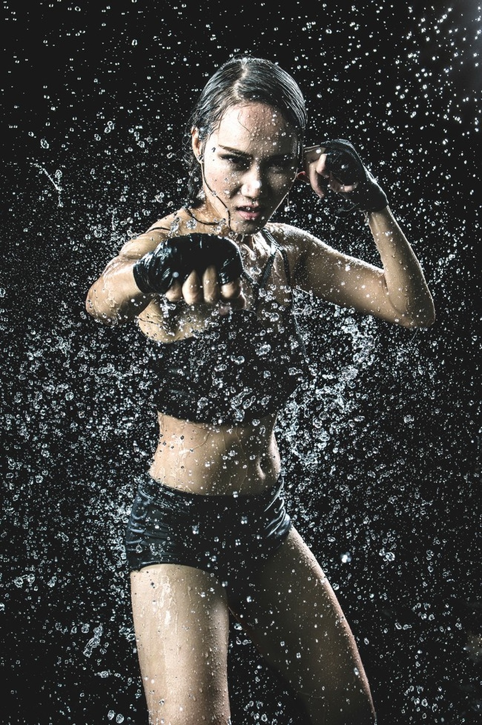 Đả nữ 8x quyến rũ tung loạt ảnh đánh gục cánh mày râu - 5