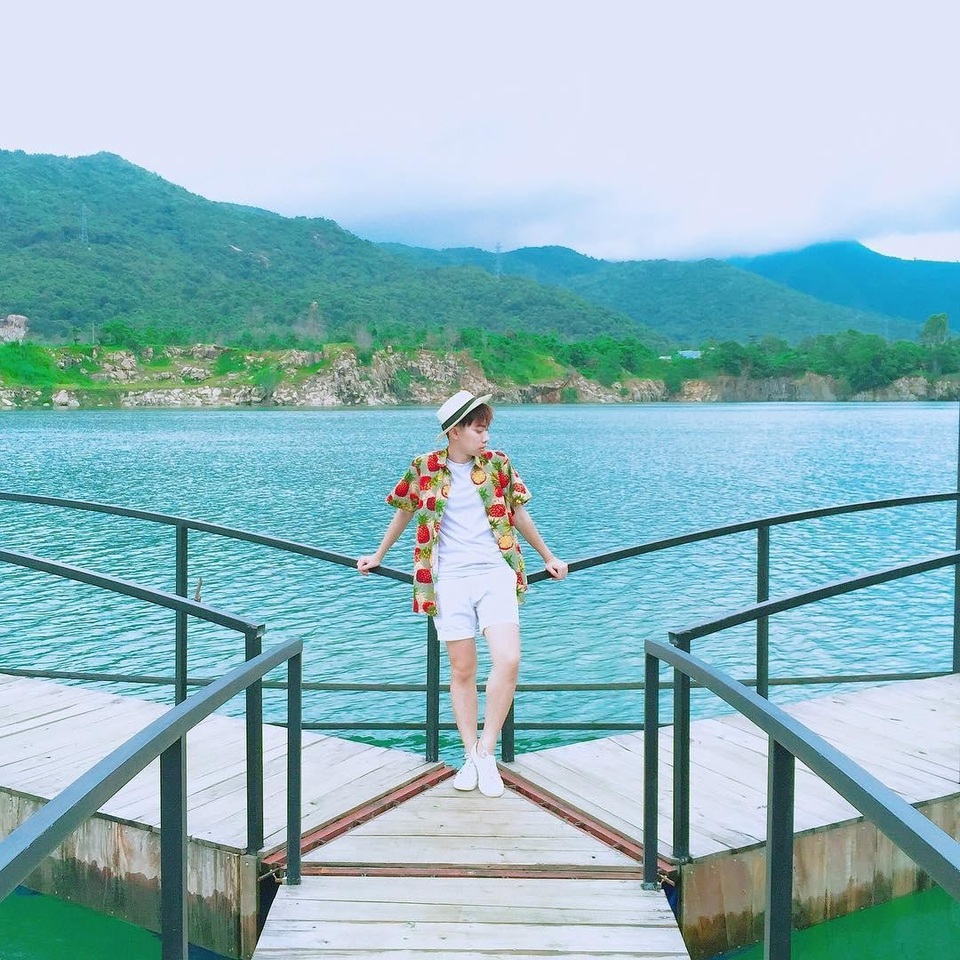 Cảnh đẹp Hồ Đá Xanh khiến giới trẻ "phát sốt" - 4 Cảnh đẹp Hồ Đá Xanh khiến giới trẻ "phát sốt" - 4