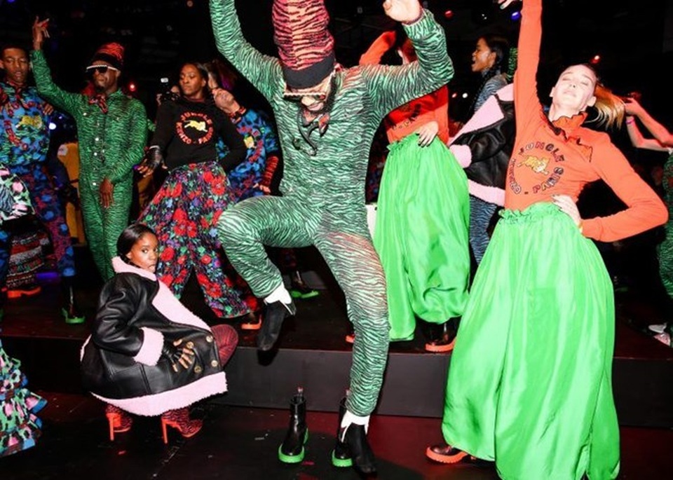 Những show diễn thời trang đáng nhớ của thế giới trong năm 2016 - 6