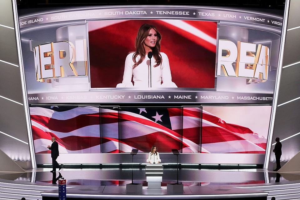 Vàng tăng lên 38 triệu đồng/lượng: Nỗi ám ảnh Donald Trump - 7
Phông chữ cũng có màu vàng