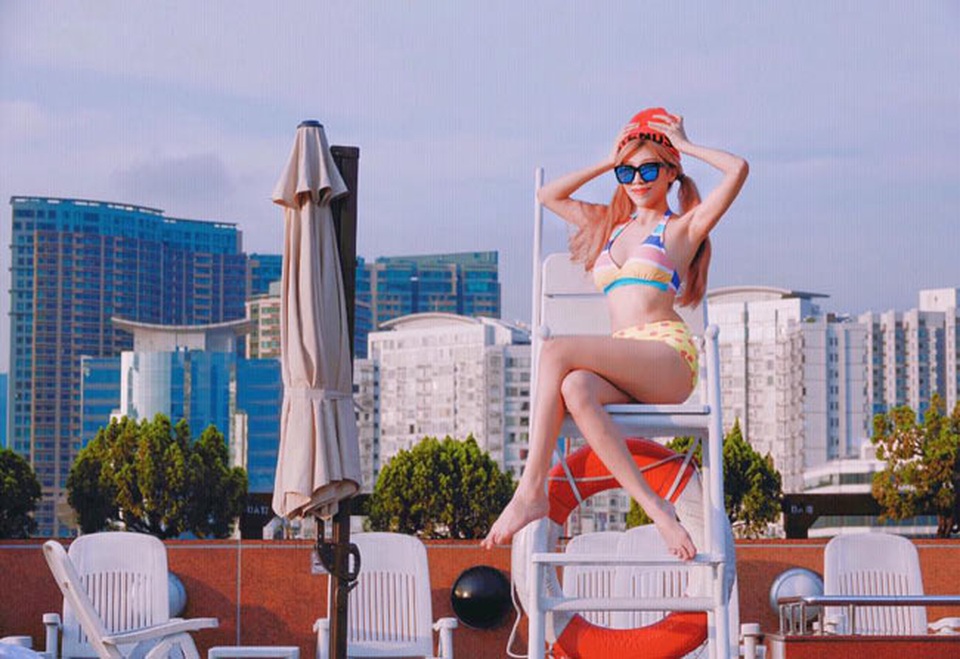 Eo thon hút mắt của hot girl “Nhật ký Vàng Anh” - 7 Eo thon hút mắt của hot girl “Nhật ký Vàng Anh” - 7