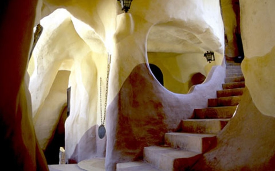 5 điểm du lịch tại Việt Nam không dành cho những ai yếu bóng vía - 7 Lối đi bên trong “Crazy House”