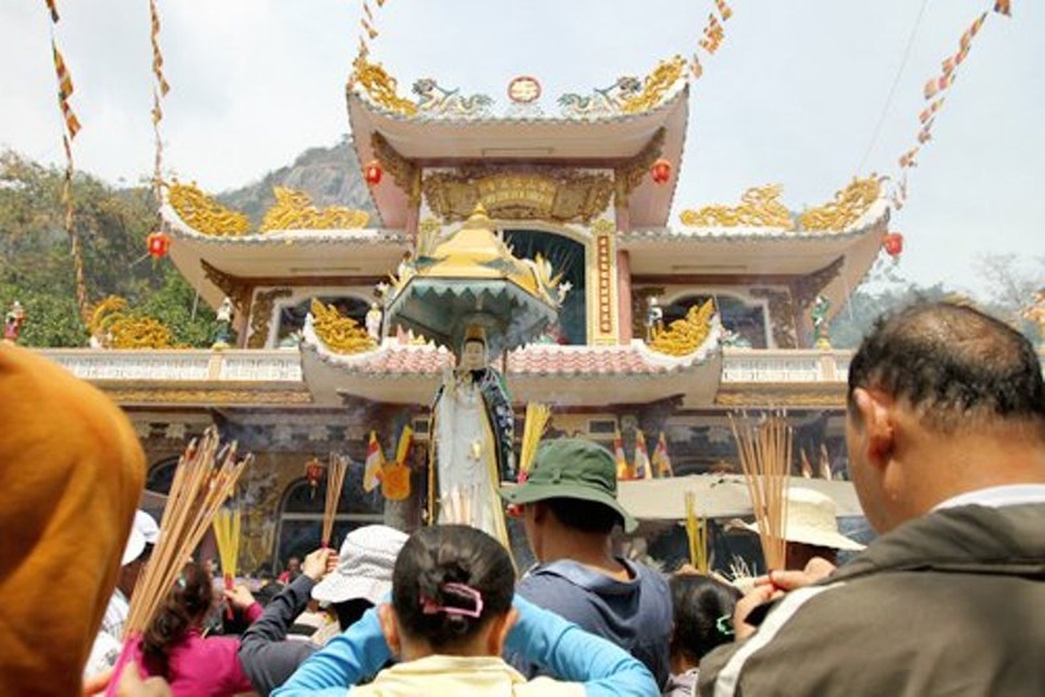 Những điểm du lịch tâm linh cho chuyến hành hương cuối năm - 8 Những điểm du lịch tâm linh cho chuyến hành hương cuối năm - 8